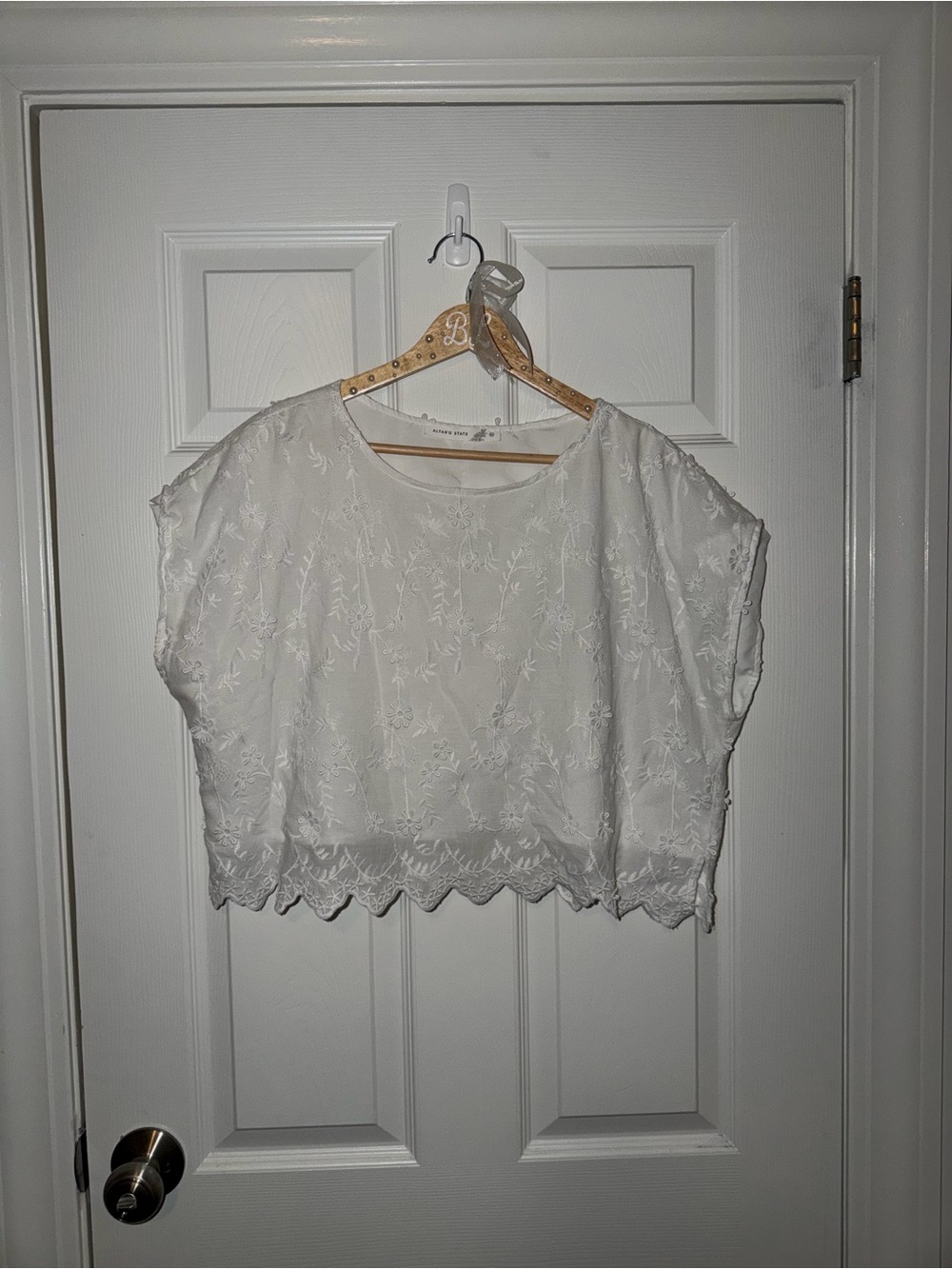 Altar'd State White Embroidered Scalloped Crop Top